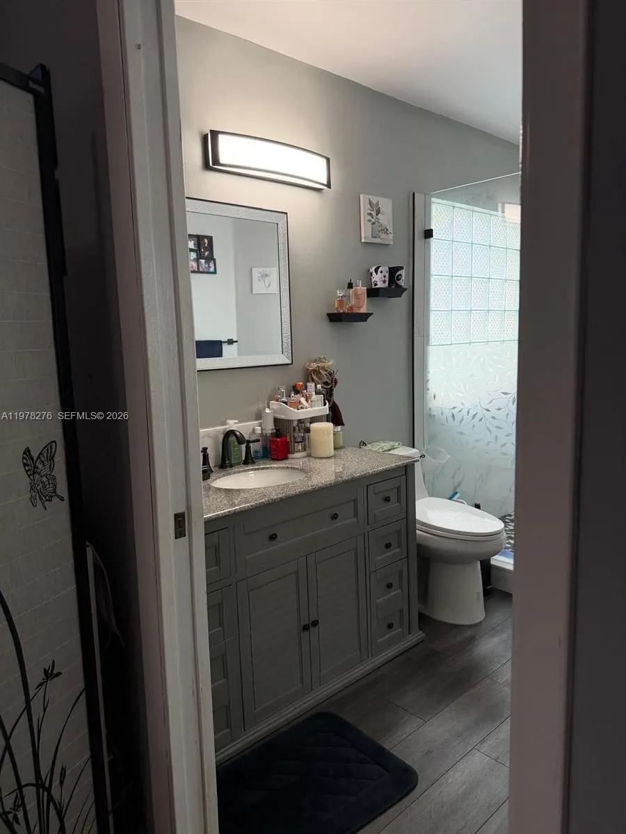 400 Somerset Way, Weston, Florida 33326, Weston, Florida 33326, 3 Bedrooms Bedrooms, ,2 BathroomsBathrooms,Residential,For Sale,400 Somerset Way, Weston, Florida 33326,A11978276