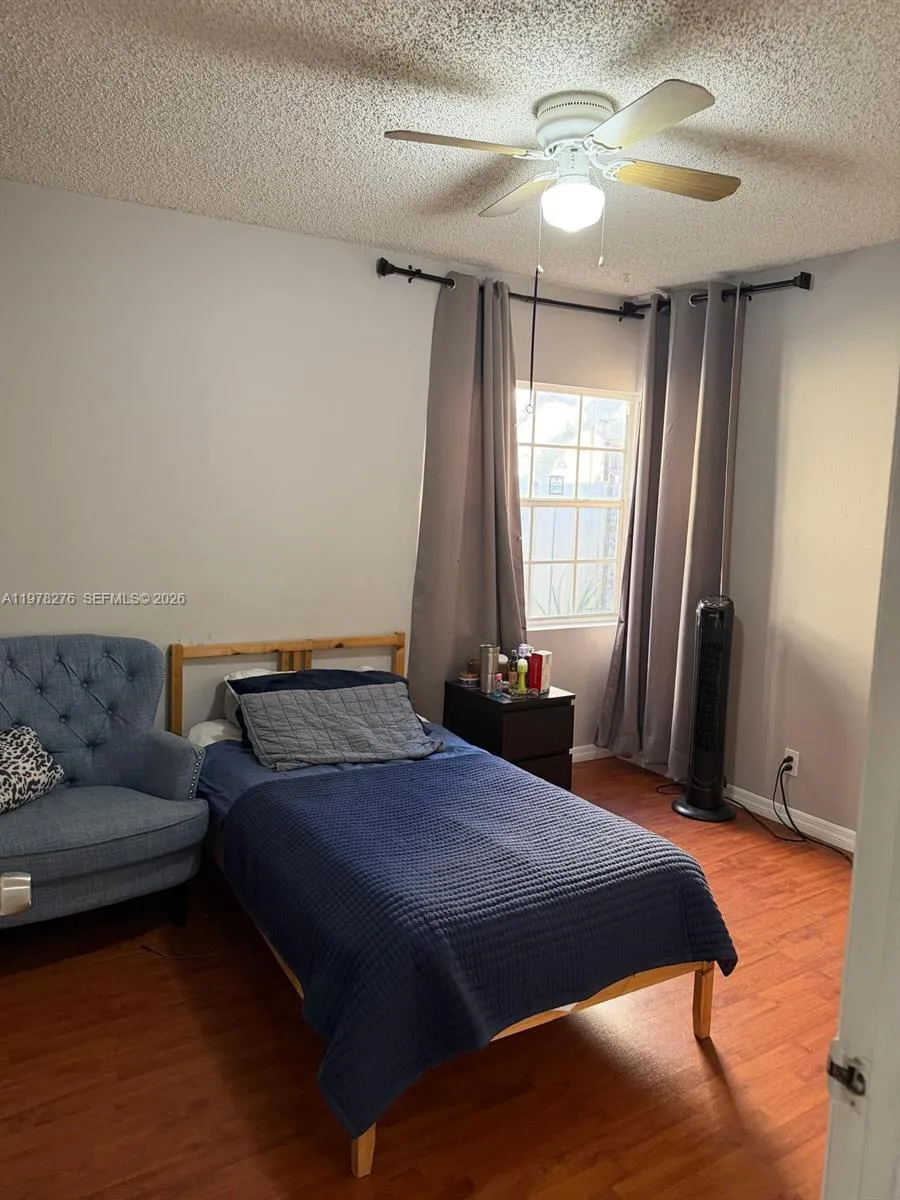 400 Somerset Way, Weston, Florida 33326, Weston, Florida 33326, 3 Bedrooms Bedrooms, ,2 BathroomsBathrooms,Residential,For Sale,400 Somerset Way, Weston, Florida 33326,A11978276