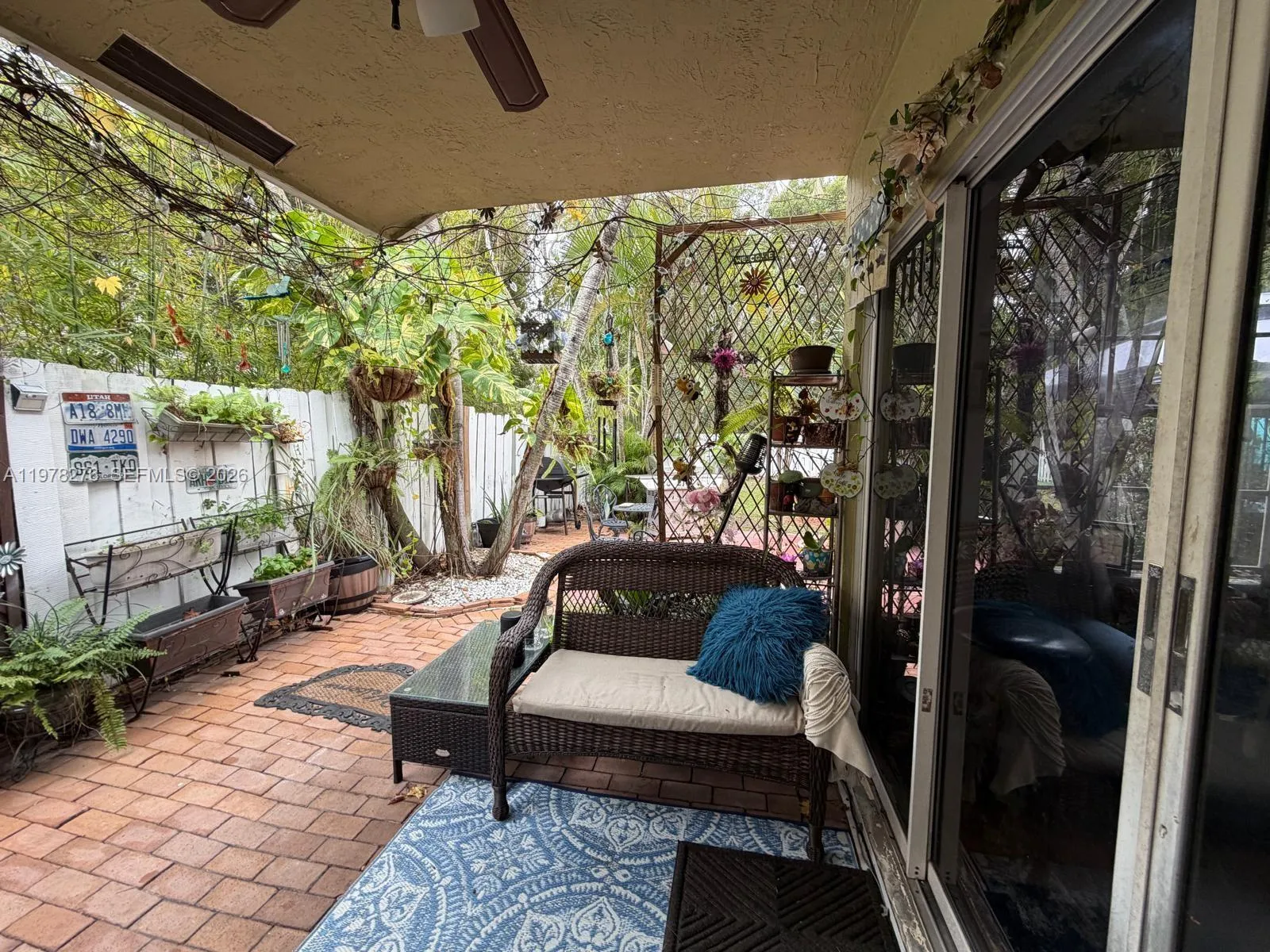 400 Somerset Way, Weston, Florida 33326, Weston, Florida 33326, 3 Bedrooms Bedrooms, ,2 BathroomsBathrooms,Residential,For Sale,400 Somerset Way, Weston, Florida 33326,A11978276