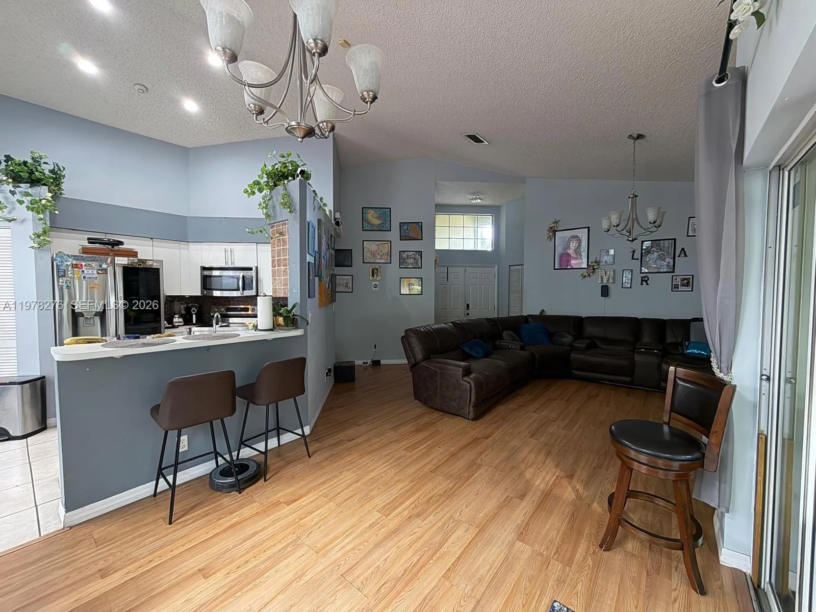 400 Somerset Way, Weston, Florida 33326, Weston, Florida 33326, 3 Bedrooms Bedrooms, ,2 BathroomsBathrooms,Residential,For Sale,400 Somerset Way, Weston, Florida 33326,A11978276