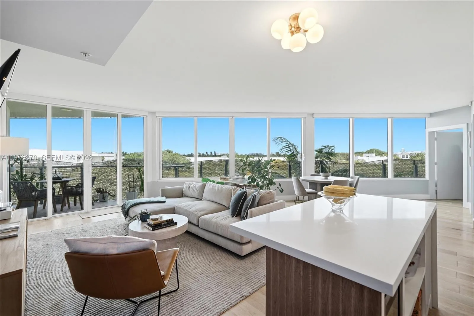 2155 Washington Ct 507, Miami Beach, Florida 33139, Miami Beach, Florida 33139, 2 Bedrooms Bedrooms, ,2 BathroomsBathrooms,Residential Lease,For Rent,2155 Washington Ct 507, Miami Beach, Florida 33139,A11976870