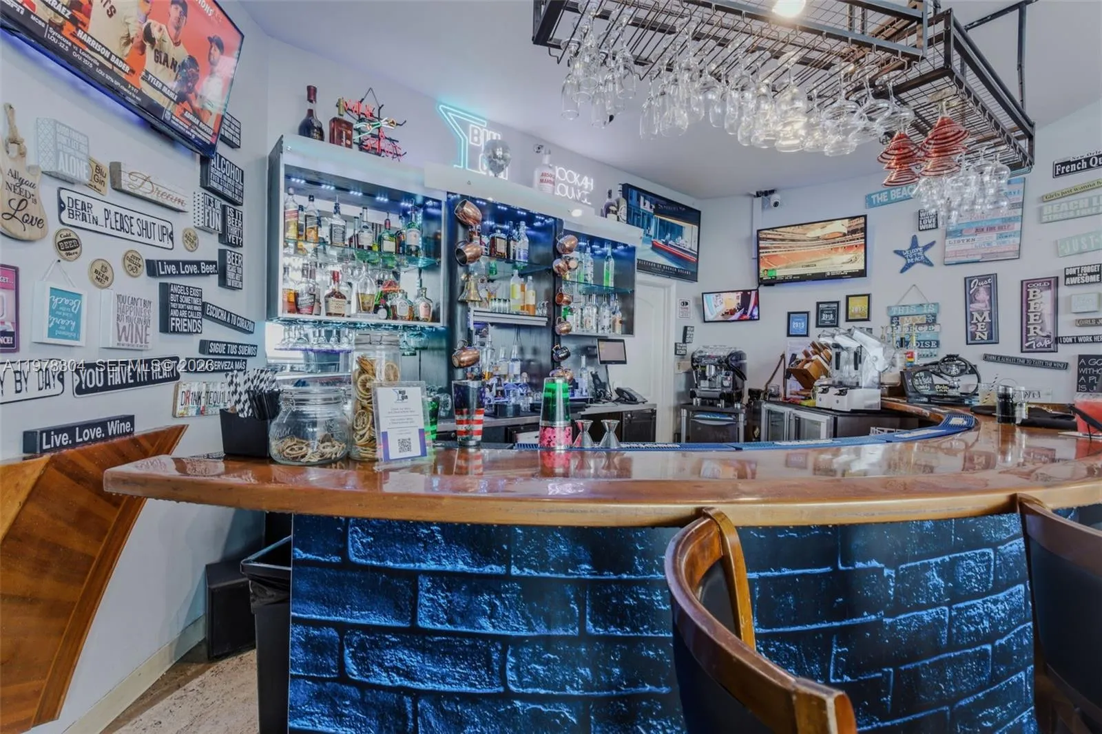 5445 Collins Ave L6 & Cu2a, Miami Beach, Flori, Miami Beach, Florida 33140, ,Commercial Sale,For Sale,5445 Collins Ave L6 & Cu2a, Miami Beach, Flori,A11978304