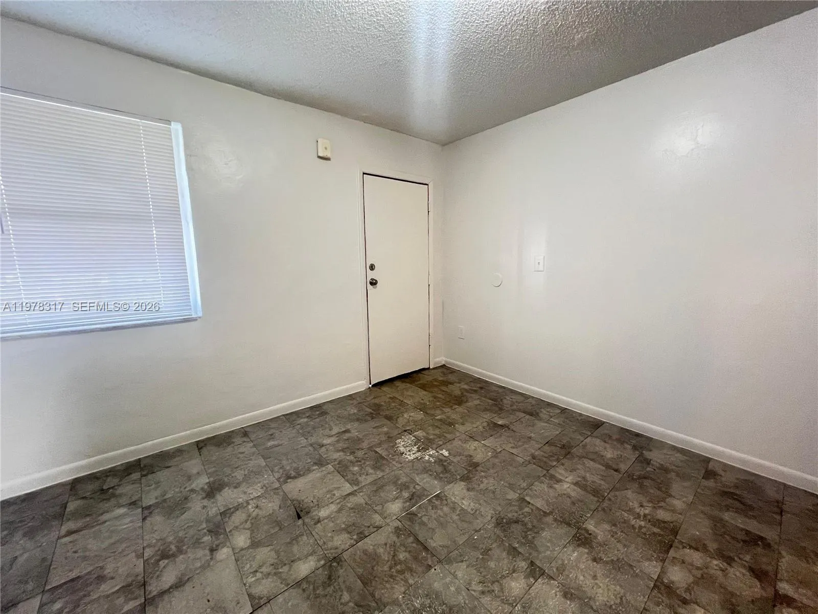 Miami, Florida 33136, 2 Bedrooms Bedrooms, ,1 BathroomBathrooms,Residential Lease,For Rent,A11978317