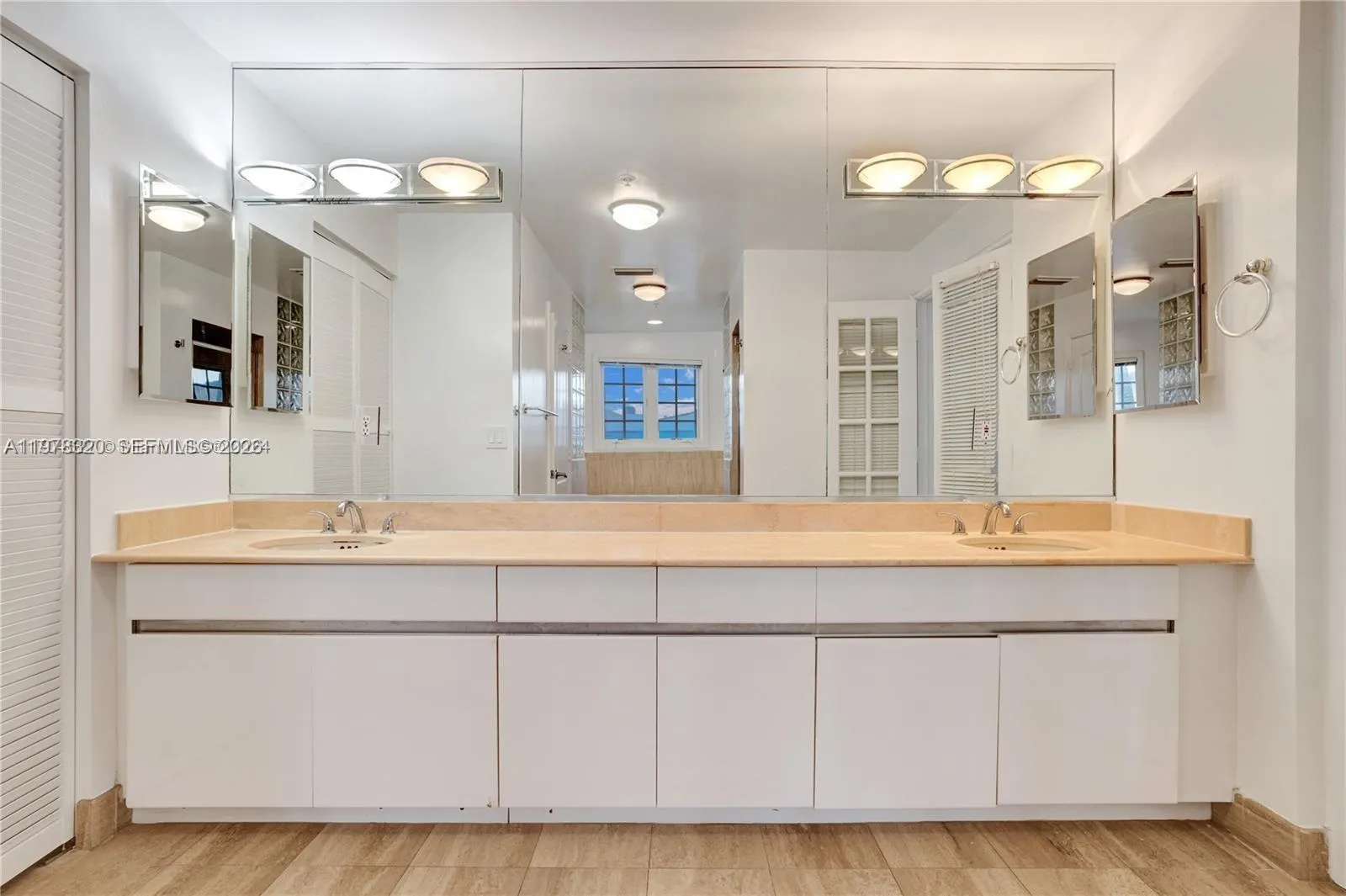 1415 Sunset Harbour Dr 202, Miami Beach, Florida 3, Miami Beach, Florida 33139, 3 Bedrooms Bedrooms, ,3 BathroomsBathrooms,Residential,For Sale,1415 Sunset Harbour Dr 202, Miami Beach, Florida 3,A11978320