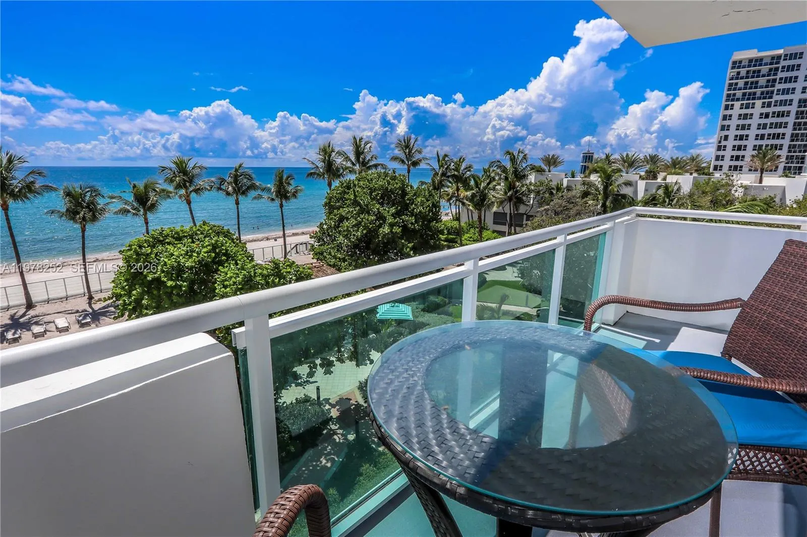 3001 S Ocean Dr 411, Hollywood, Florida 33019, Hollywood, Florida 33019, 2 Bedrooms Bedrooms, ,2 BathroomsBathrooms,Residential,For Sale,3001 S Ocean Dr 411, Hollywood, Florida 33019,A11978252