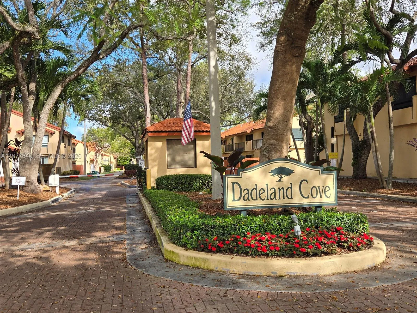 7847 Sw 102nd Ln 7847, Miami, Florida 33156, Miami, Florida 33156, 2 Bedrooms Bedrooms, ,2 BathroomsBathrooms,Residential Lease,For Rent,7847 Sw 102nd Ln 7847, Miami, Florida 33156,A11977840