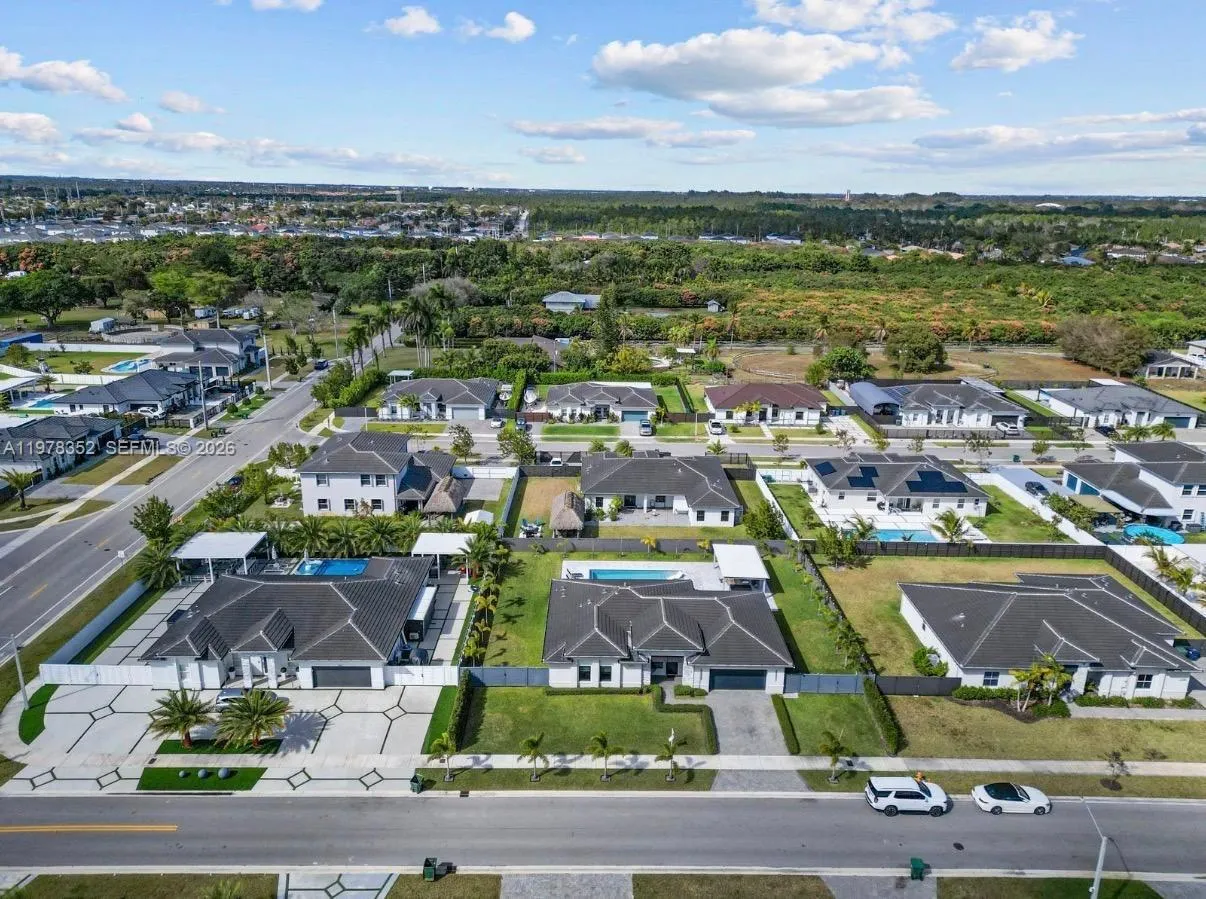 13351 Sw 190th St, Miami, Florida 33177, Miami, Florida 33177, 3 Bedrooms Bedrooms, ,2 BathroomsBathrooms,Residential,For Sale,13351 Sw 190th St, Miami, Florida 33177,A11978352