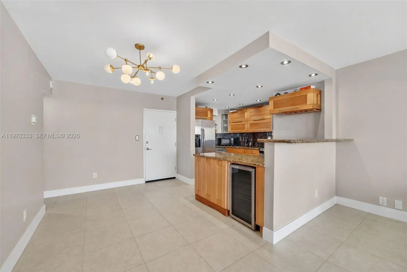 1000 West Ave 910, Miami Beach, Florida 33139, Miami Beach, Florida 33139, 1 Bedroom Bedrooms, ,1 BathroomBathrooms,Residential,For Sale,1000 West Ave 910, Miami Beach, Florida 33139,A11978333