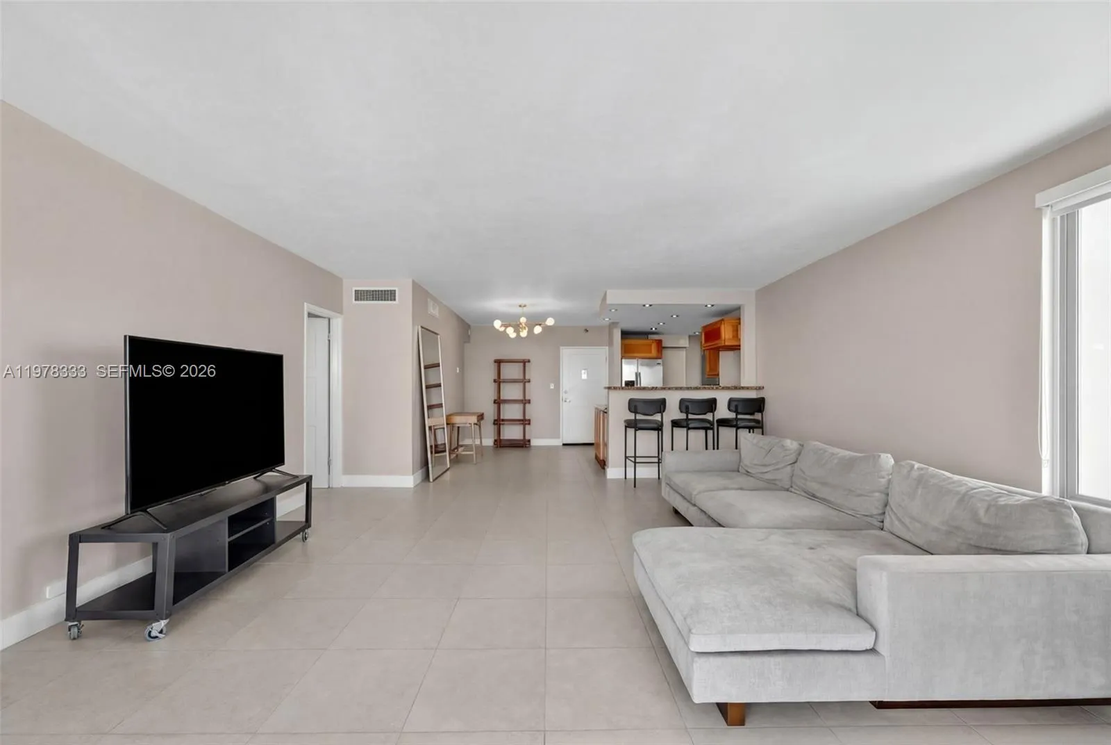 1000 West Ave 910, Miami Beach, Florida 33139, Miami Beach, Florida 33139, 1 Bedroom Bedrooms, ,1 BathroomBathrooms,Residential,For Sale,1000 West Ave 910, Miami Beach, Florida 33139,A11978333
