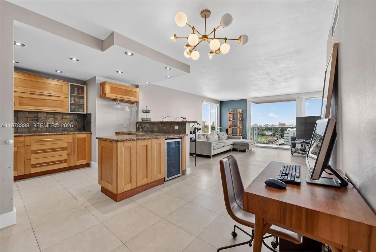 1000 West Ave 910, Miami Beach, Florida 33139, Miami Beach, Florida 33139, 1 Bedroom Bedrooms, ,1 BathroomBathrooms,Residential,For Sale,1000 West Ave 910, Miami Beach, Florida 33139,A11978333