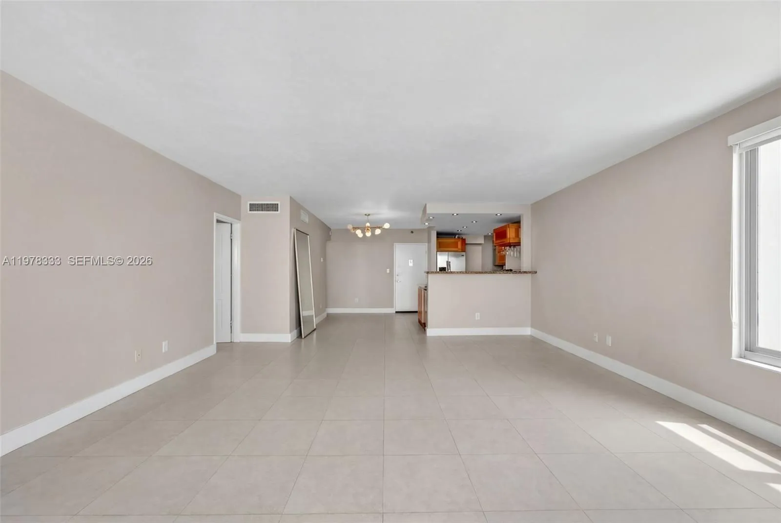 1000 West Ave 910, Miami Beach, Florida 33139, Miami Beach, Florida 33139, 1 Bedroom Bedrooms, ,1 BathroomBathrooms,Residential,For Sale,1000 West Ave 910, Miami Beach, Florida 33139,A11978333