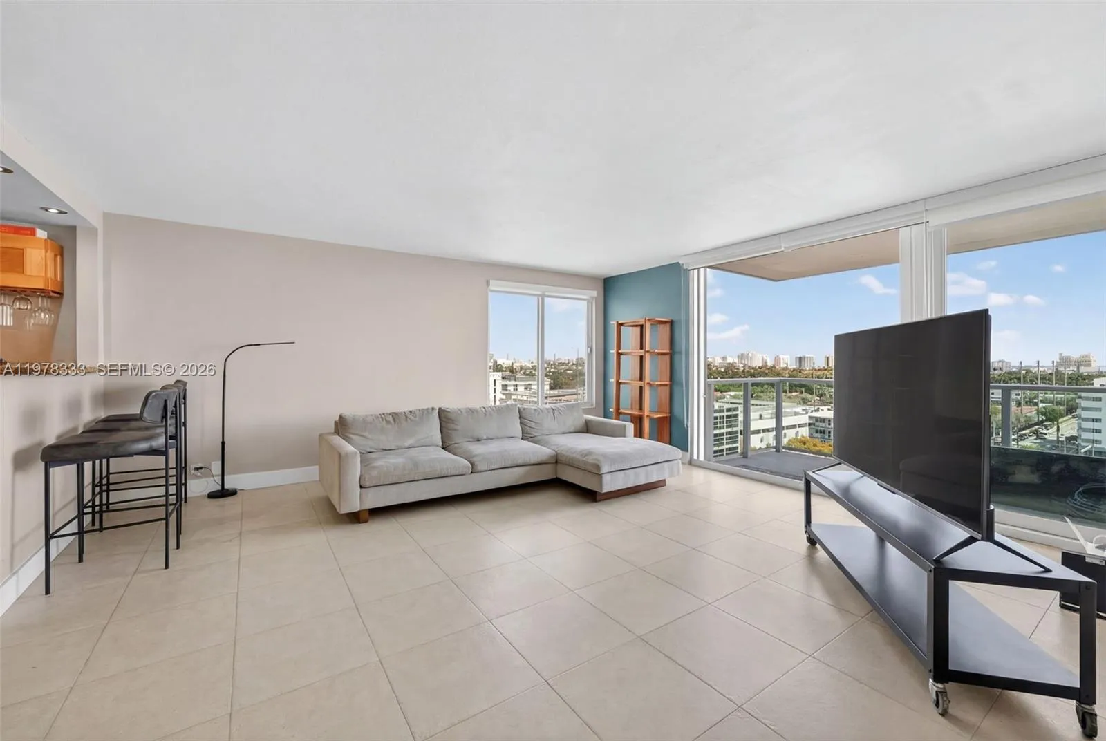 1000 West Ave 910, Miami Beach, Florida 33139, Miami Beach, Florida 33139, 1 Bedroom Bedrooms, ,1 BathroomBathrooms,Residential,For Sale,1000 West Ave 910, Miami Beach, Florida 33139,A11978333