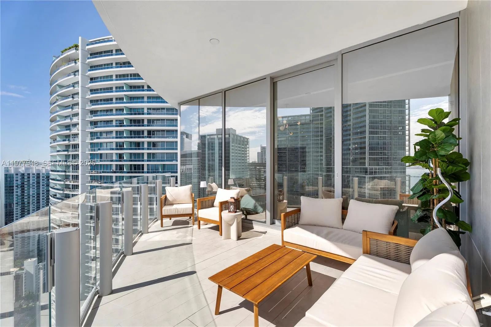 300 Biscayne Boulevard Way 4007w, Miami, Florida 3, Miami, Florida 33131, 3 Bedrooms Bedrooms, ,2 BathroomsBathrooms,Residential,For Sale,300 Biscayne Boulevard Way 4007w, Miami, Florida 3,A11977948