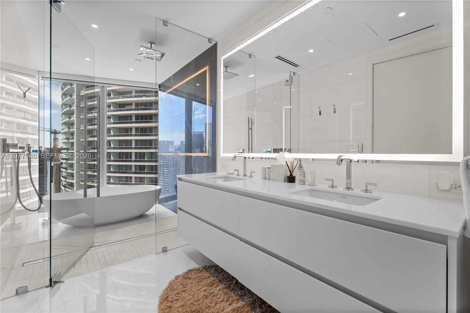 300 Biscayne Boulevard Way 4007w, Miami, Florida 3, Miami, Florida 33131, 3 Bedrooms Bedrooms, ,2 BathroomsBathrooms,Residential,For Sale,300 Biscayne Boulevard Way 4007w, Miami, Florida 3,A11977948