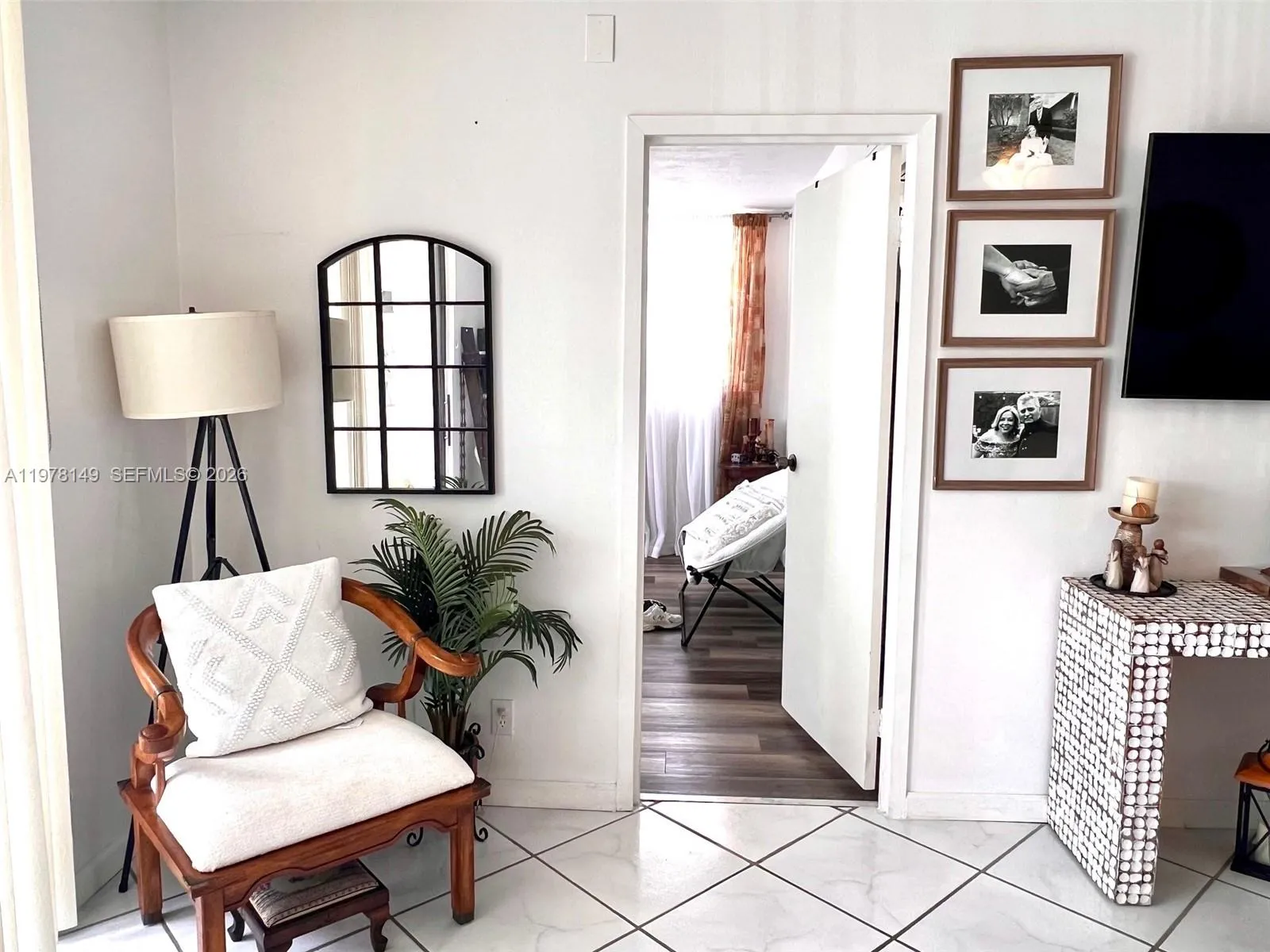 2811 Somerset Dr 211, Lauderdale Lakes, Florida 33, Lauderdale Lakes, Florida 33311, 2 Bedrooms Bedrooms, ,2 BathroomsBathrooms,Residential Lease,For Rent,2811 Somerset Dr 211, Lauderdale Lakes, Florida 33,A11978149