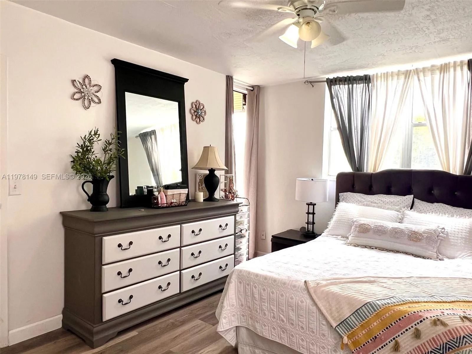 2811 Somerset Dr 211, Lauderdale Lakes, Florida 33, Lauderdale Lakes, Florida 33311, 2 Bedrooms Bedrooms, ,2 BathroomsBathrooms,Residential Lease,For Rent,2811 Somerset Dr 211, Lauderdale Lakes, Florida 33,A11978149