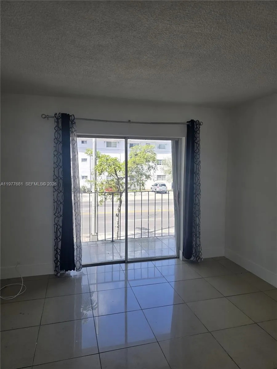 13725 Ne 6th Ave 203, North Miami, Florida 33161, North Miami, Florida 33161, 1 Bedroom Bedrooms, ,1 BathroomBathrooms,Residential Lease,For Rent,13725 Ne 6th Ave 203, North Miami, Florida 33161,A11977681