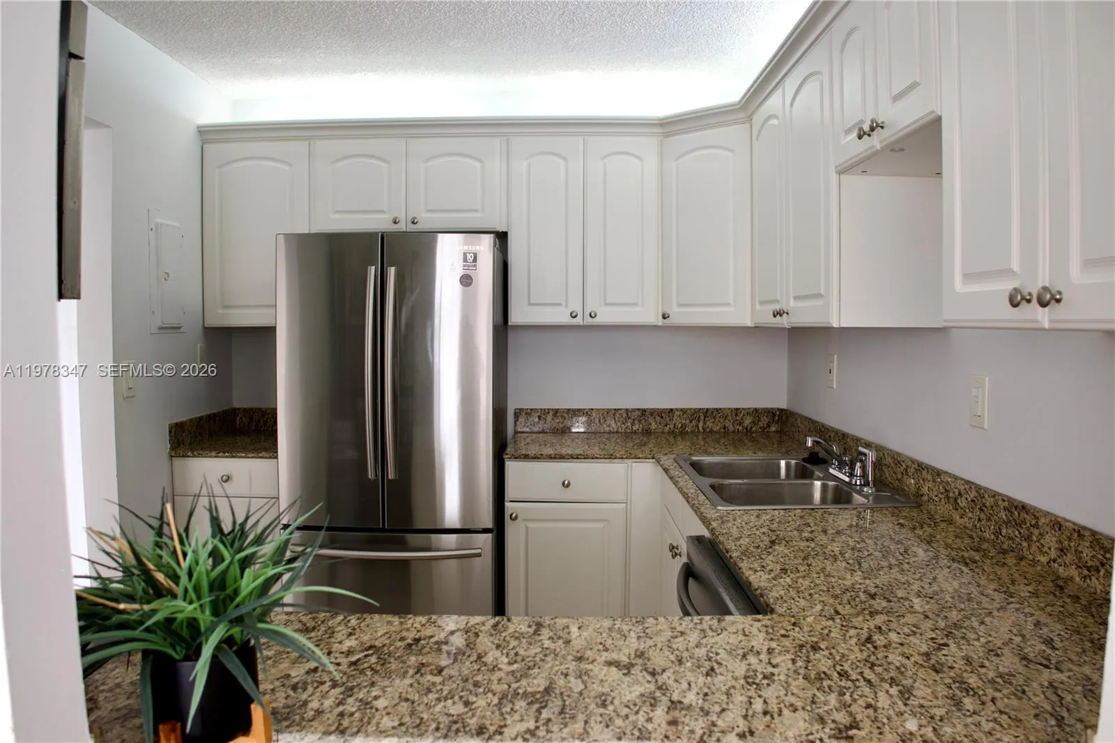 600 Parkview Dr 305, Hallandale Beach, Florida 330, Hallandale Beach, Florida 33009, 1 Bedroom Bedrooms, ,1 BathroomBathrooms,Residential Lease,For Rent,600 Parkview Dr 305, Hallandale Beach, Florida 330,A11978347