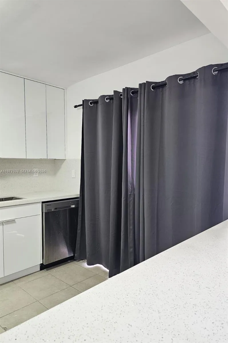 6150 W 24th Ct 105-9, Hialeah, Florida 33016, Hialeah, Florida 33016, 3 Bedrooms Bedrooms, ,2 BathroomsBathrooms,Residential Lease,For Rent,6150 W 24th Ct 105-9, Hialeah, Florida 33016,A11977032