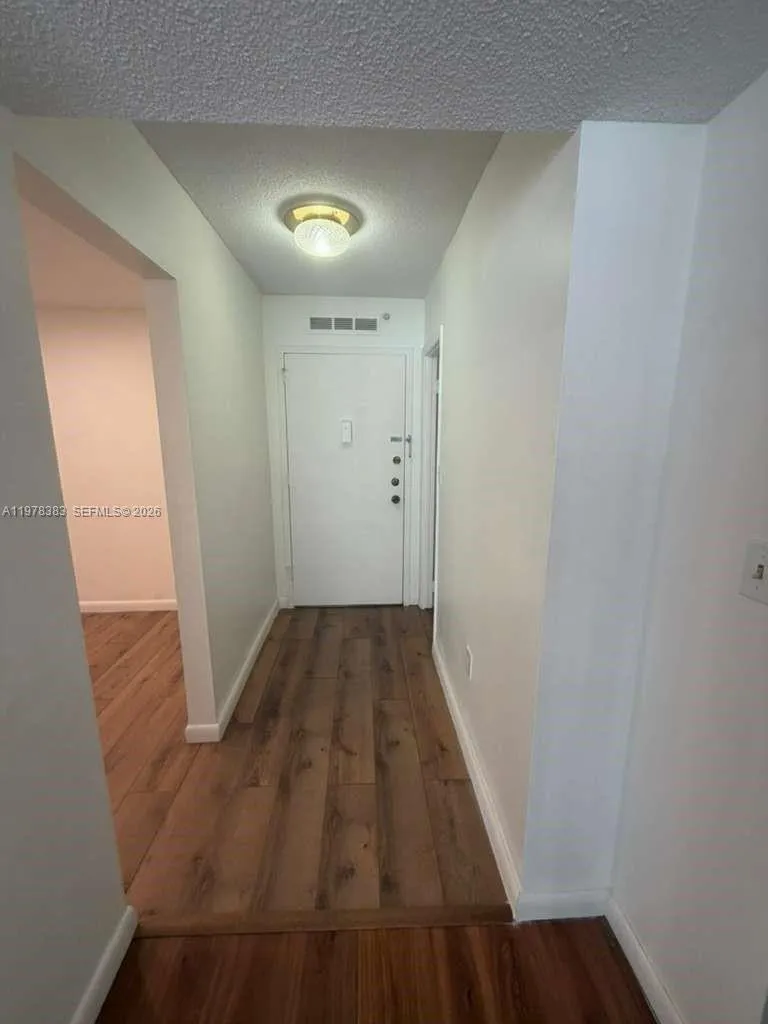 2780 Ne 183rd St 410, Aventura, Florida 33160, Aventura, Florida 33160, 1 Bedroom Bedrooms, ,1 BathroomBathrooms,Residential Lease,For Rent,2780 Ne 183rd St 410, Aventura, Florida 33160,A11978383
