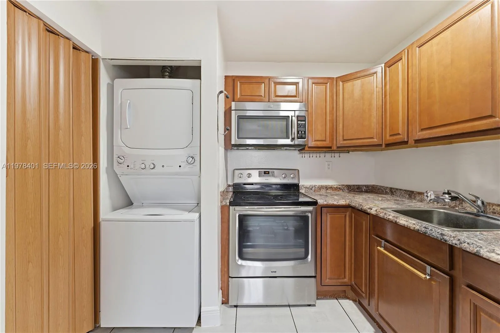 6921 Sw 129th Ave 5, Miami, Florida 33183, Miami, Florida 33183, 2 Bedrooms Bedrooms, ,2 BathroomsBathrooms,Residential Lease,For Rent,6921 Sw 129th Ave 5, Miami, Florida 33183,A11978401