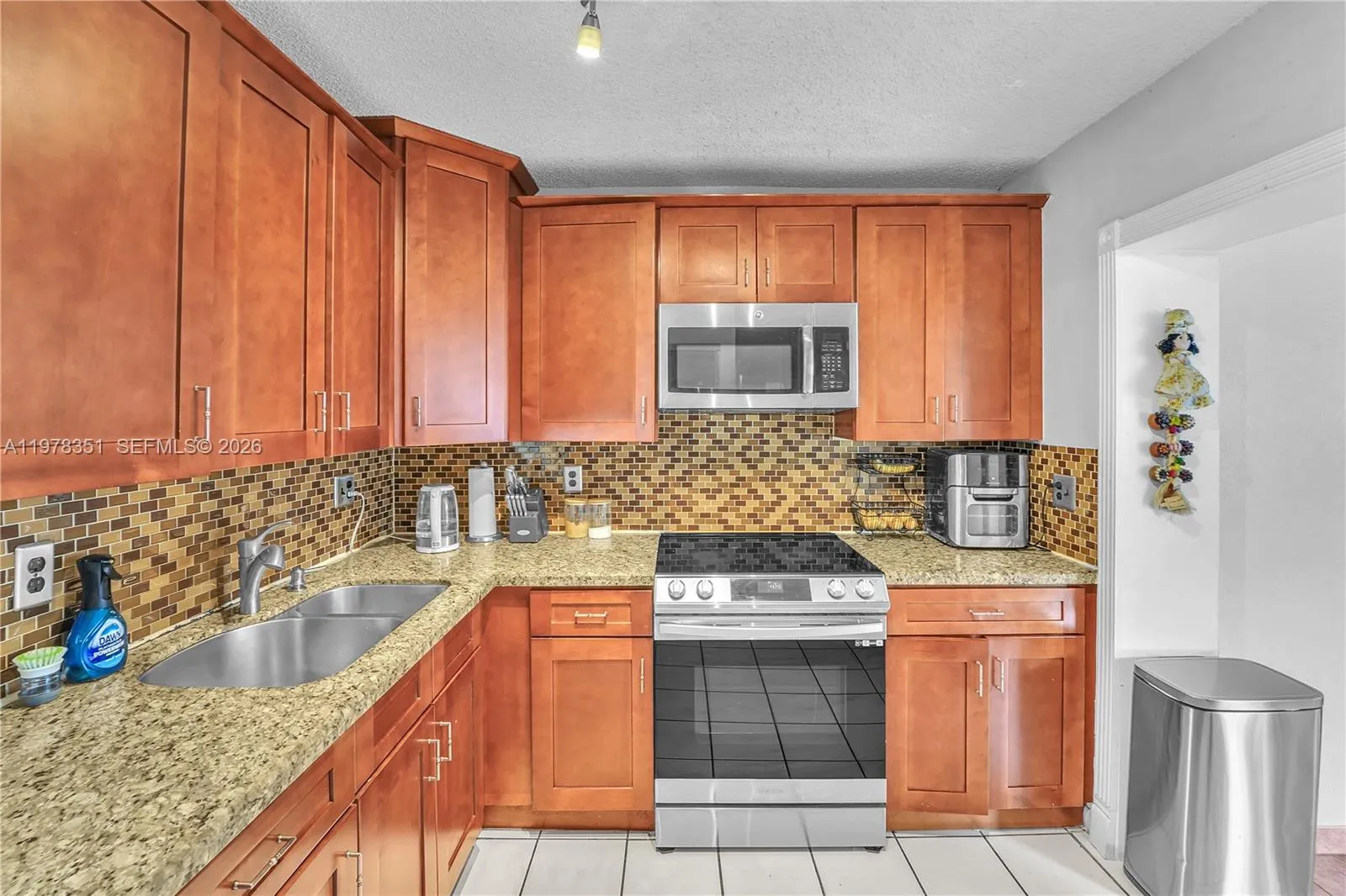 20750 Sw 103rd Ct, Cutler Bay, Florida 33189, Cutler Bay, Florida 33189, 3 Bedrooms Bedrooms, ,2 BathroomsBathrooms,Residential,For Sale,20750 Sw 103rd Ct, Cutler Bay, Florida 33189,A11978351