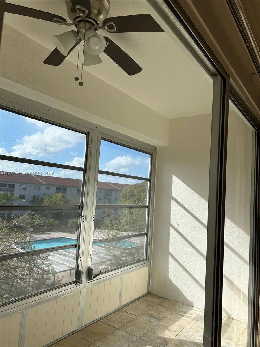 1400 Sw 124th Ter 405q, Pembroke Pines, Florida 33, Pembroke Pines, Florida 33027, ,1 BathroomBathrooms,Residential Lease,For Rent,1400 Sw 124th Ter 405q, Pembroke Pines, Florida 33,A11978390