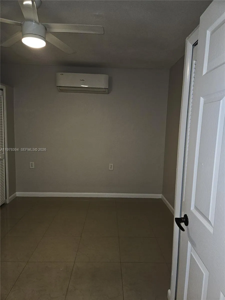 2862 Sw 38th Ct, Miami, Florida 33134, Miami, Florida 33134, ,Residential Income,For Sale,2862 Sw 38th Ct, Miami, Florida 33134,A11978394