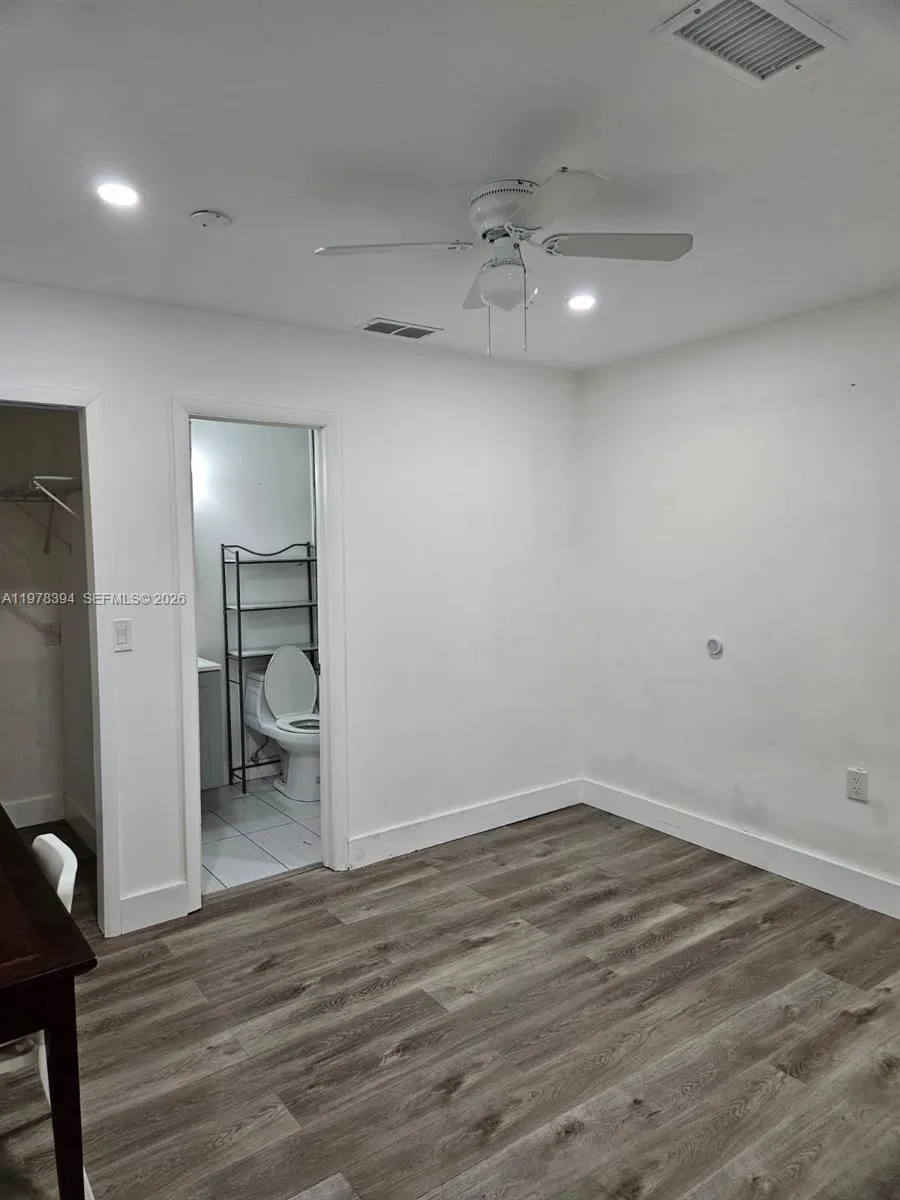 2862 Sw 38th Ct, Miami, Florida 33134, Miami, Florida 33134, ,Residential Income,For Sale,2862 Sw 38th Ct, Miami, Florida 33134,A11978394