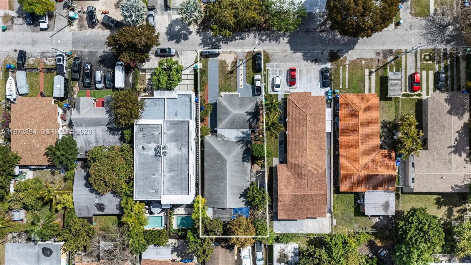 2862 Sw 38th Ct, Miami, Florida 33134, Miami, Florida 33134, ,Residential Income,For Sale,2862 Sw 38th Ct, Miami, Florida 33134,A11978394