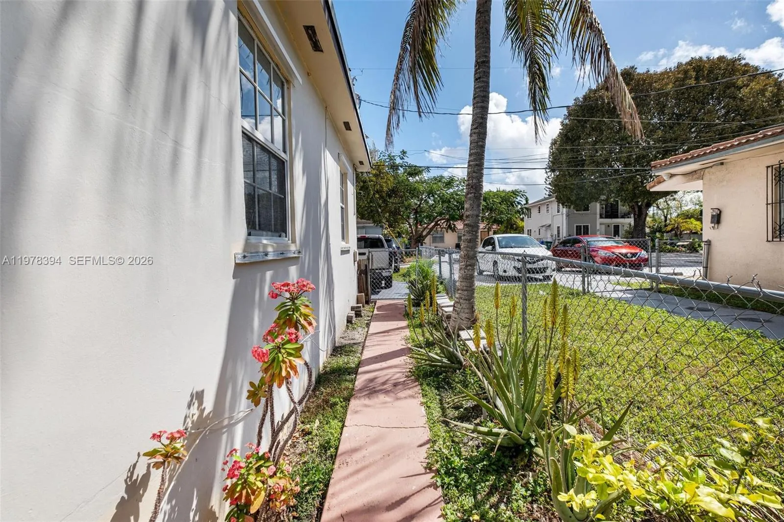 2862 Sw 38th Ct, Miami, Florida 33134, Miami, Florida 33134, ,Residential Income,For Sale,2862 Sw 38th Ct, Miami, Florida 33134,A11978394