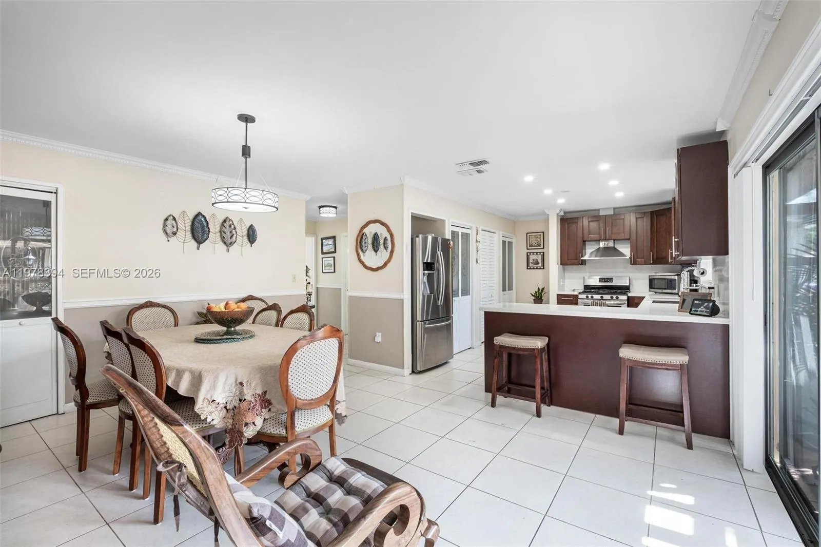 2862 Sw 38th Ct, Miami, Florida 33134, Miami, Florida 33134, ,Residential Income,For Sale,2862 Sw 38th Ct, Miami, Florida 33134,A11978394