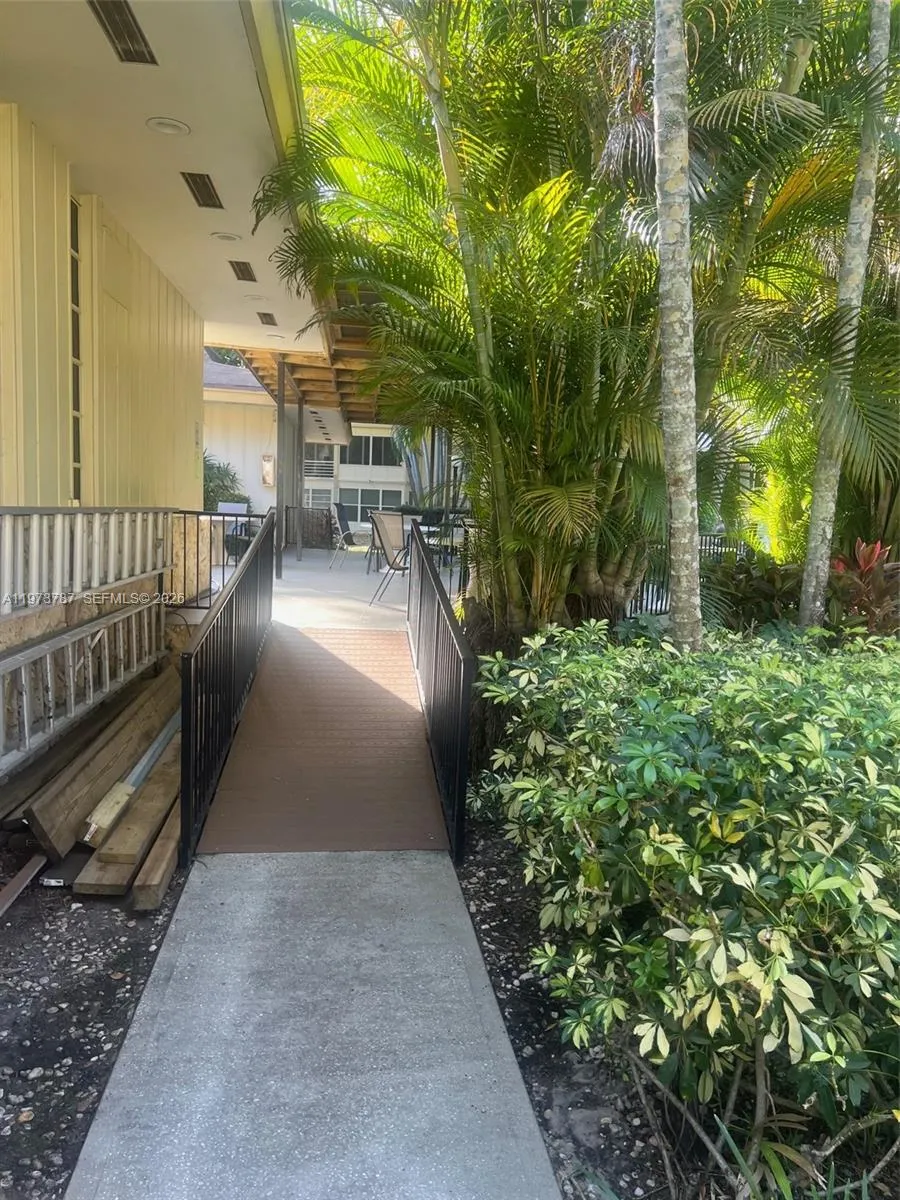 5171 W Oakland Park Blvd 203, Lauderdale Lakes, Fl, Lauderdale Lakes, Florida 33313, 2 Bedrooms Bedrooms, 1 Room Rooms,2 BathroomsBathrooms,Residential,For Sale,5171 W Oakland Park Blvd 203, Lauderdale Lakes, Fl,A11973787