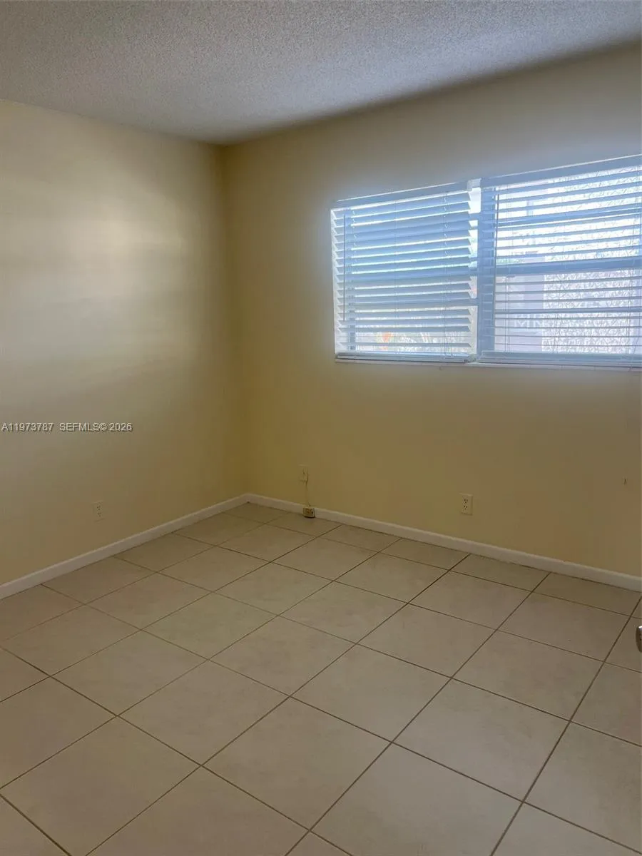 5171 W Oakland Park Blvd 203, Lauderdale Lakes, Fl, Lauderdale Lakes, Florida 33313, 2 Bedrooms Bedrooms, 1 Room Rooms,2 BathroomsBathrooms,Residential,For Sale,5171 W Oakland Park Blvd 203, Lauderdale Lakes, Fl,A11973787