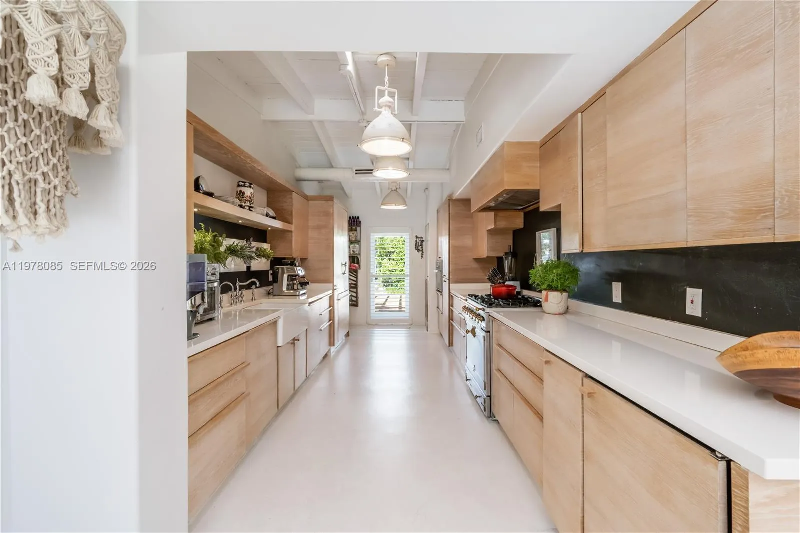 330 Gulf Rd, Key Biscayne, Florida 33149, Key Biscayne, Florida 33149, 5 Bedrooms Bedrooms, ,5 BathroomsBathrooms,Residential,For Sale,330 Gulf Rd, Key Biscayne, Florida 33149,A11978085