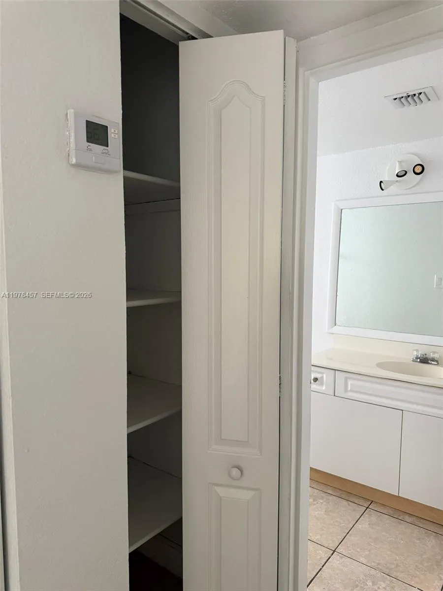 5122 Nw 79th Ave 304, Doral, Florida 33166, Doral, Florida 33166, 1 Bedroom Bedrooms, ,1 BathroomBathrooms,Residential Lease,For Rent,5122 Nw 79th Ave 304, Doral, Florida 33166,A11978457