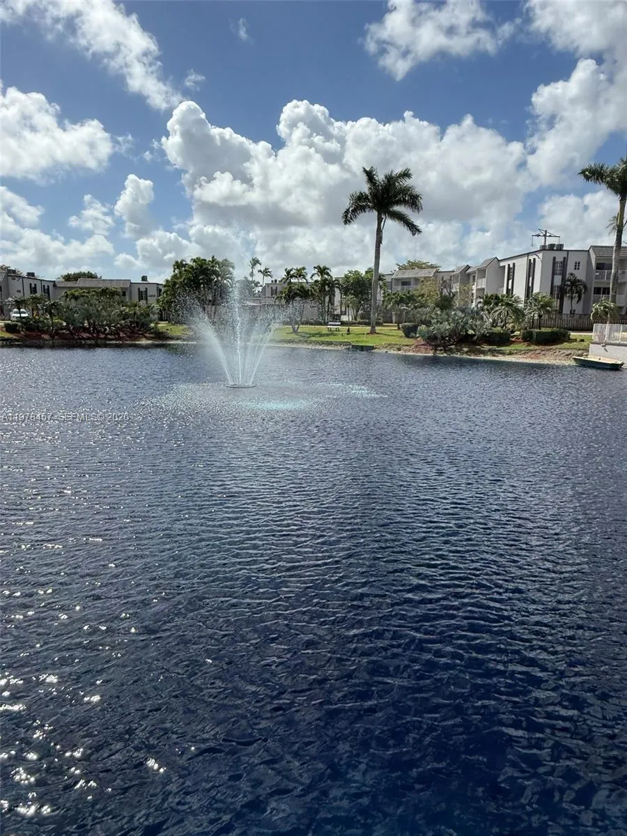 5122 Nw 79th Ave 304, Doral, Florida 33166, Doral, Florida 33166, 1 Bedroom Bedrooms, ,1 BathroomBathrooms,Residential Lease,For Rent,5122 Nw 79th Ave 304, Doral, Florida 33166,A11978457