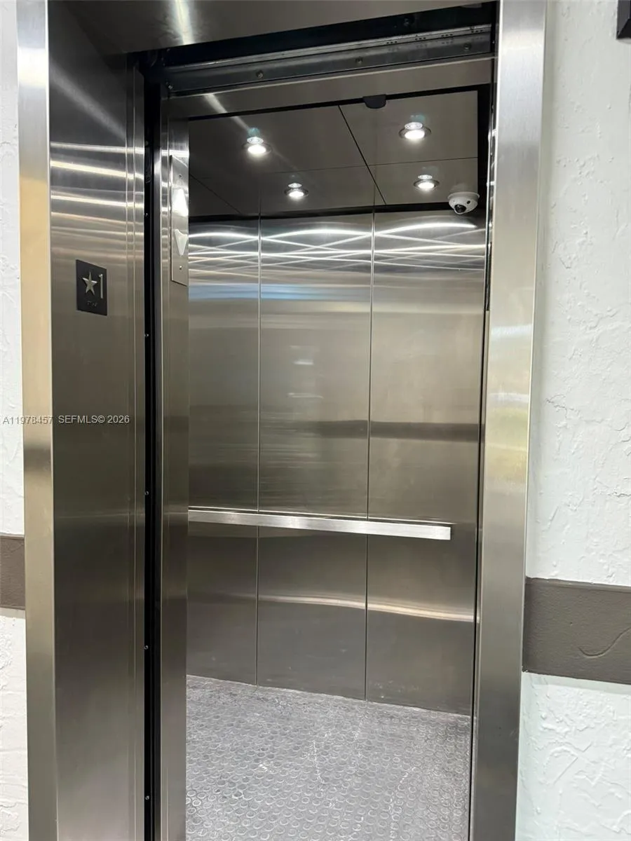 5122 Nw 79th Ave 304, Doral, Florida 33166, Doral, Florida 33166, 1 Bedroom Bedrooms, ,1 BathroomBathrooms,Residential Lease,For Rent,5122 Nw 79th Ave 304, Doral, Florida 33166,A11978457