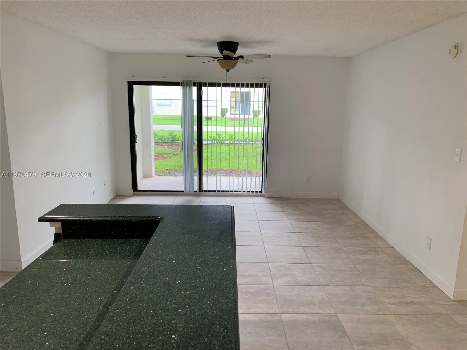 570 S Park Rd 13-6, Hollywood, Florida 33021, Hollywood, Florida 33021, 2 Bedrooms Bedrooms, ,2 BathroomsBathrooms,Residential Lease,For Rent,570 S Park Rd 13-6, Hollywood, Florida 33021,A11978479