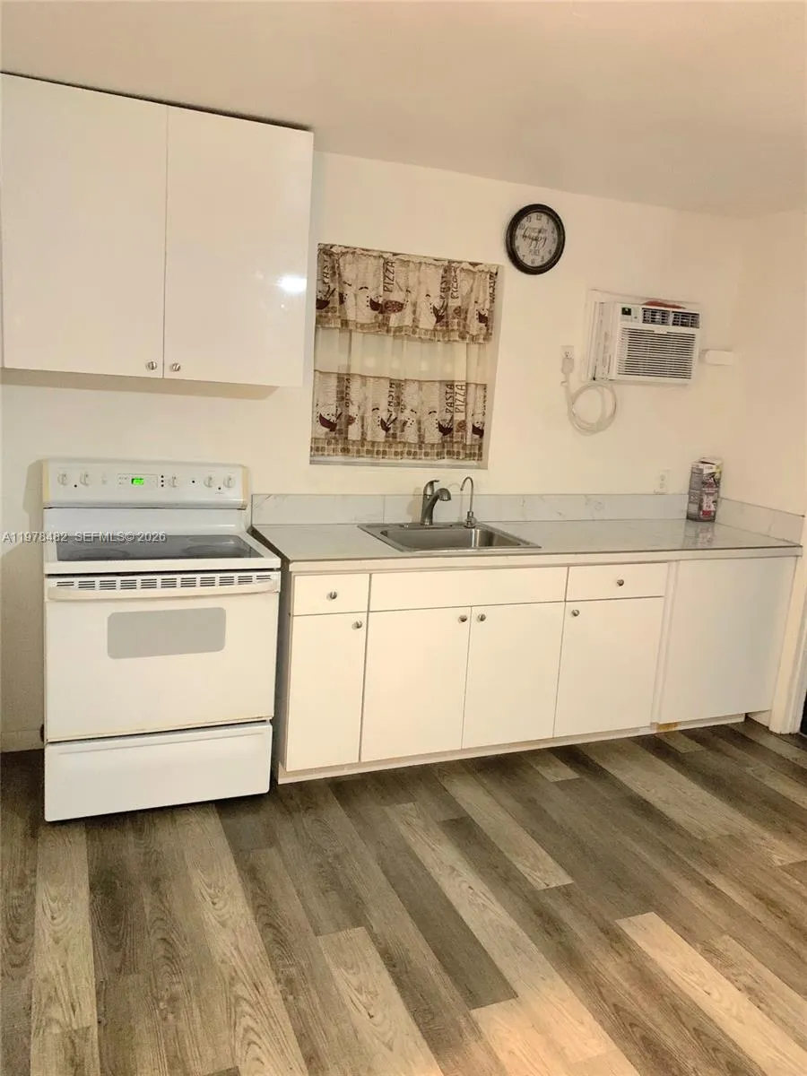 415 Nw 132nd St 2, North Miami, Florida 33168, North Miami, Florida 33168, 2 Bedrooms Bedrooms, ,1 BathroomBathrooms,Residential Lease,For Rent,415 Nw 132nd St 2, North Miami, Florida 33168,A11978482