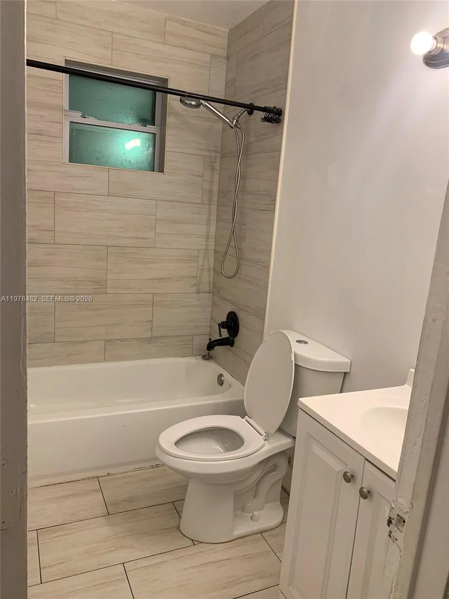 415 Nw 132nd St 2, North Miami, Florida 33168, North Miami, Florida 33168, 2 Bedrooms Bedrooms, ,1 BathroomBathrooms,Residential Lease,For Rent,415 Nw 132nd St 2, North Miami, Florida 33168,A11978482
