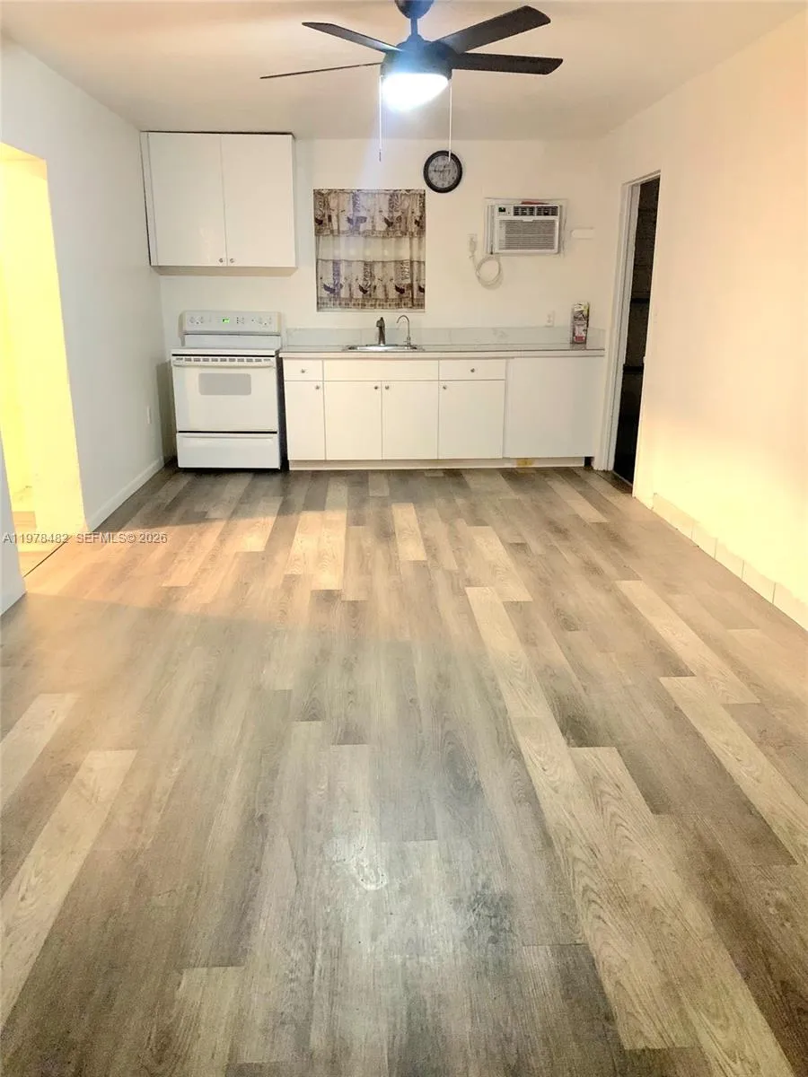 415 Nw 132nd St 2, North Miami, Florida 33168, North Miami, Florida 33168, 2 Bedrooms Bedrooms, ,1 BathroomBathrooms,Residential Lease,For Rent,415 Nw 132nd St 2, North Miami, Florida 33168,A11978482