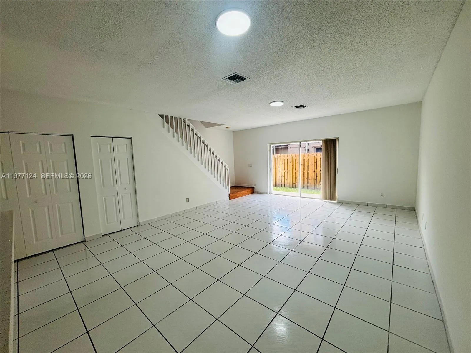 16134 Emerald Cove Rd 16134, Weston, Florida 33331, Weston, Florida 33331, 2 Bedrooms Bedrooms, ,2 BathroomsBathrooms,Residential Lease,For Rent,16134 Emerald Cove Rd 16134, Weston, Florida 33331,A11977124