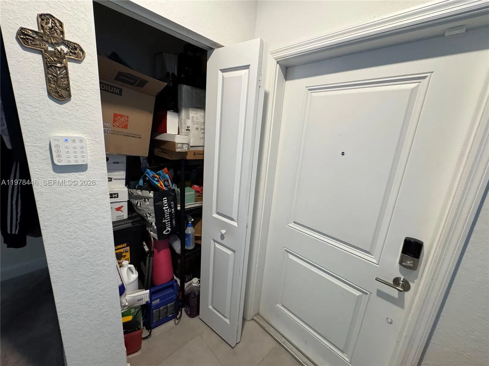 2604 Se 19th St, Homestead, Florida 33035, Homestead, Florida 33035, 3 Bedrooms Bedrooms, ,2 BathroomsBathrooms,Residential Lease,For Rent,2604 Se 19th St, Homestead, Florida 33035,A11978446