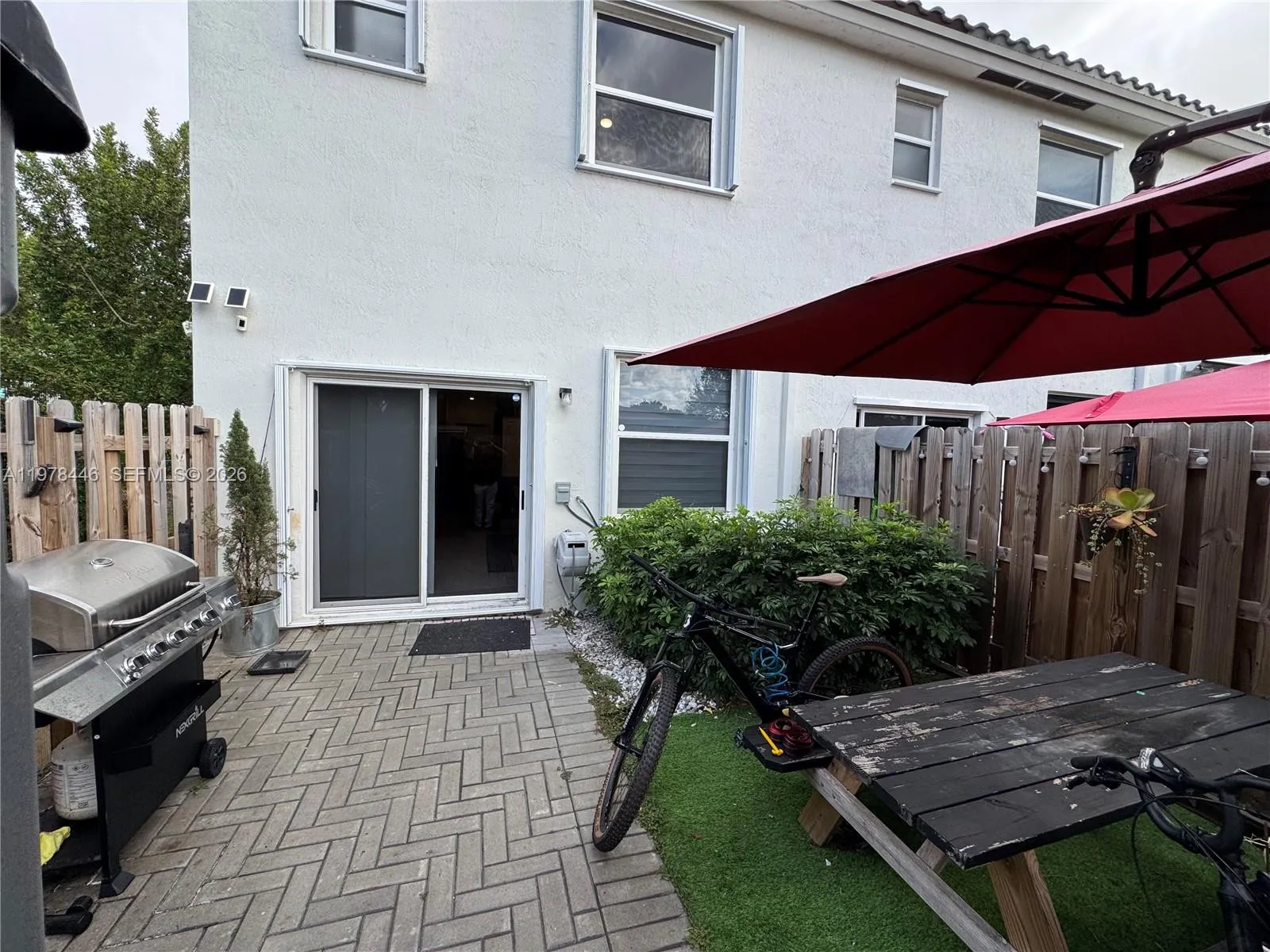 2604 Se 19th St, Homestead, Florida 33035, Homestead, Florida 33035, 3 Bedrooms Bedrooms, ,2 BathroomsBathrooms,Residential Lease,For Rent,2604 Se 19th St, Homestead, Florida 33035,A11978446