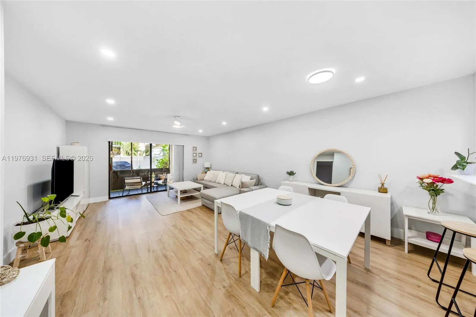 130 S Cypress Rd 612, Pompano Beach, Florida 33060, Pompano Beach, Florida 33060, 2 Bedrooms Bedrooms, ,2 BathroomsBathrooms,Residential,For Sale,130 S Cypress Rd 612, Pompano Beach, Florida 33060,A11976931