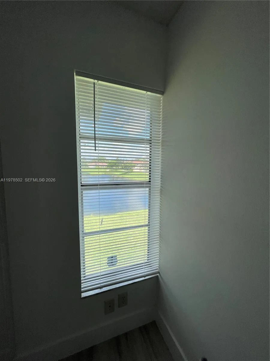 918 Twin Lakes Dr 8-m, Coral Springs, Florida 3307, Coral Springs, Florida 33071, 2 Bedrooms Bedrooms, ,2 BathroomsBathrooms,Residential,For Sale,918 Twin Lakes Dr 8-m, Coral Springs, Florida 3307,A11978502