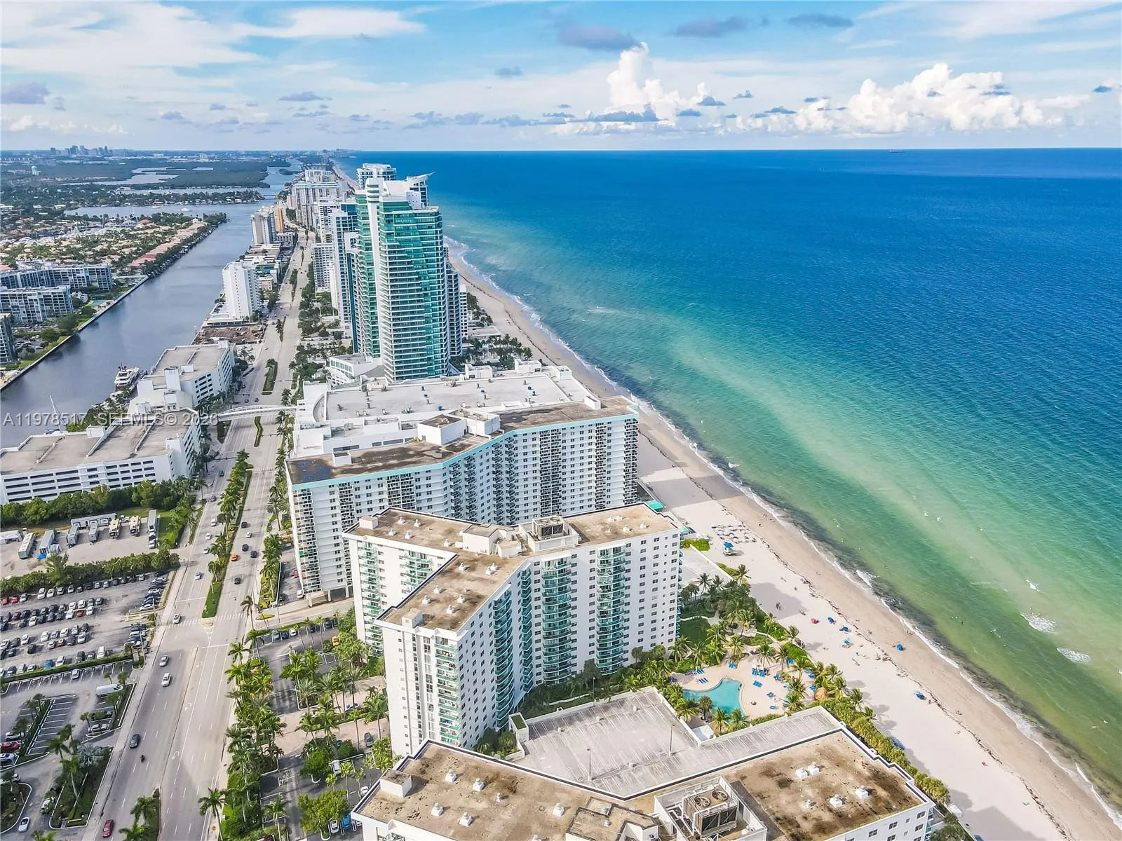 4001 S Ocean Dr 12r, Hollywood, Florida 33019, Hollywood, Florida 33019, 2 Bedrooms Bedrooms, ,2 BathroomsBathrooms,Residential Lease,For Rent,4001 S Ocean Dr 12r, Hollywood, Florida 33019,A11978517