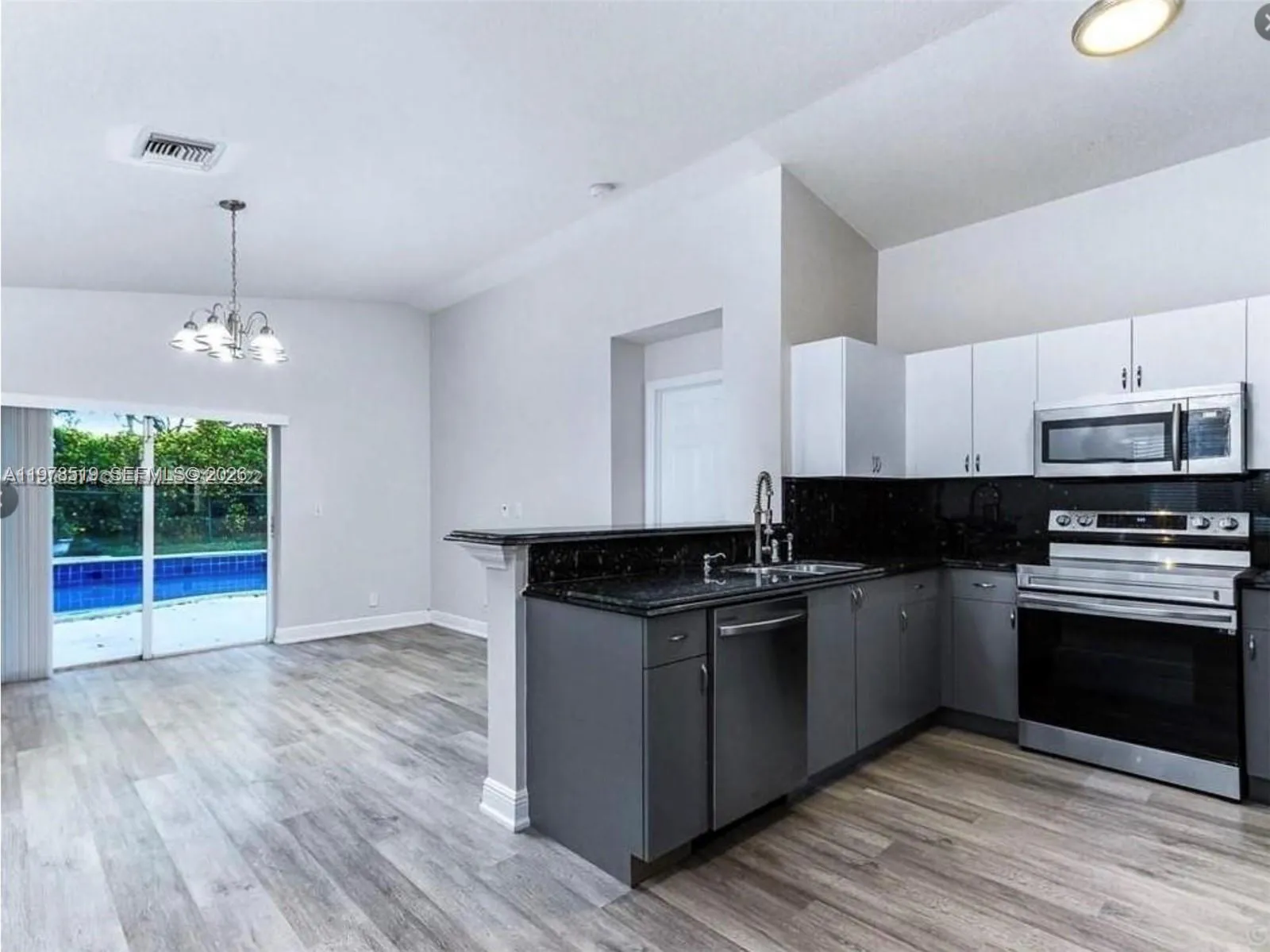 1213 Sw 46th Way, Deerfield Beach, Florida 33442, Deerfield Beach, Florida 33442, 3 Bedrooms Bedrooms, ,2 BathroomsBathrooms,Residential Lease,For Rent,1213 Sw 46th Way, Deerfield Beach, Florida 33442,A11978519