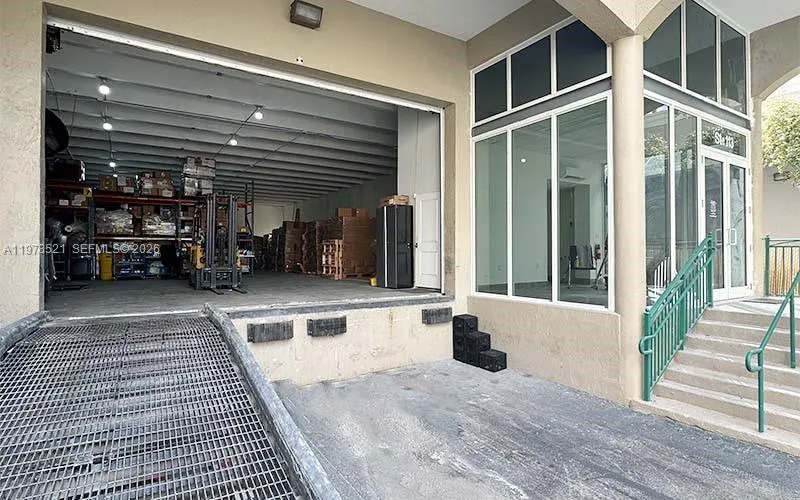 10200 Nw 25th St 113, Doral, Florida 33172, Doral, Florida 33172, ,Commercial Sale,For Sale,10200 Nw 25th St 113, Doral, Florida 33172,A11978521
